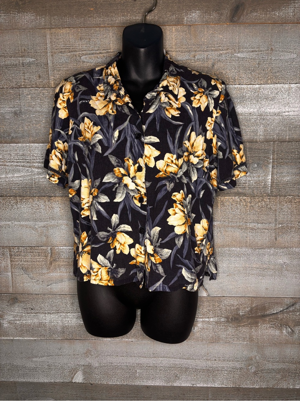 Koret vintage linen blend tropical vacation Floral Button-Up Shirt - Floral
